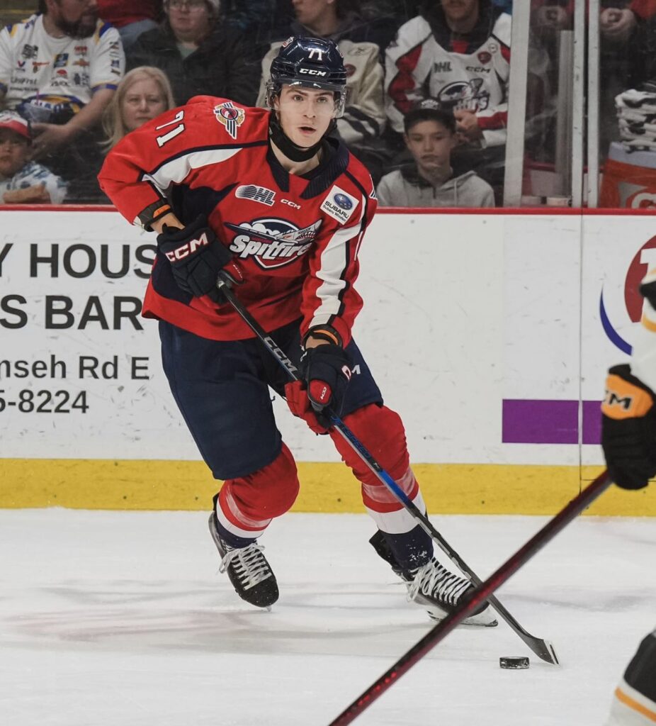 Spitfires vs. Sting: A Rivalry Heating Up as Playoffs Approach! 🏒🔥